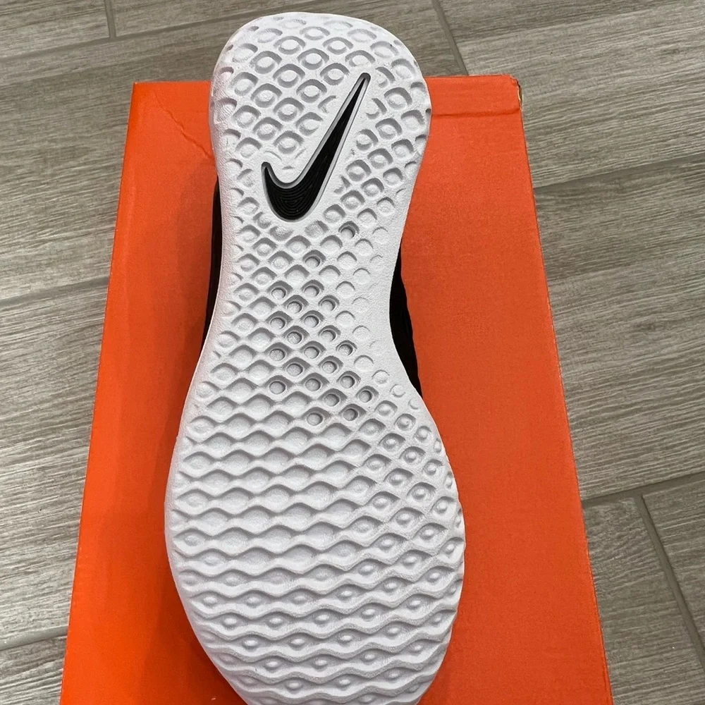 Nike Zoom Court NXT HC 🎾 tennis sneaker Black/Bronze NIB - Picture 7 of 8